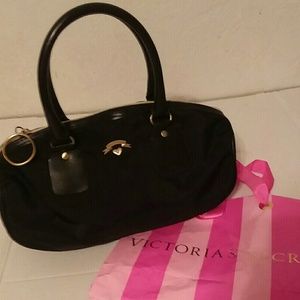 VICTORIA'S SECRET BLACK NYLON HANDBAG!